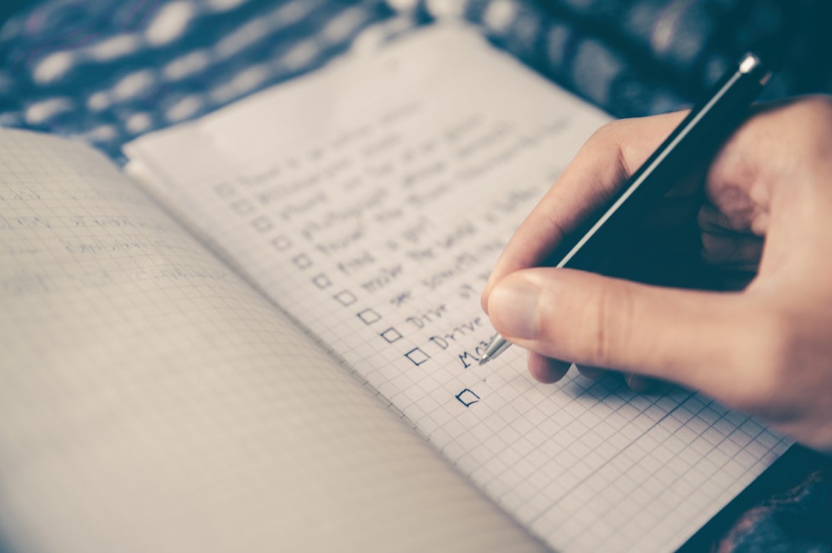 Reminders and scheduling on mobile device